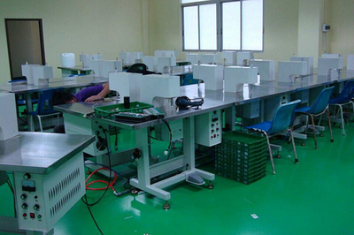 開了一家工廠,需要購買一些機械設備,咨詢了幾個朋友推薦